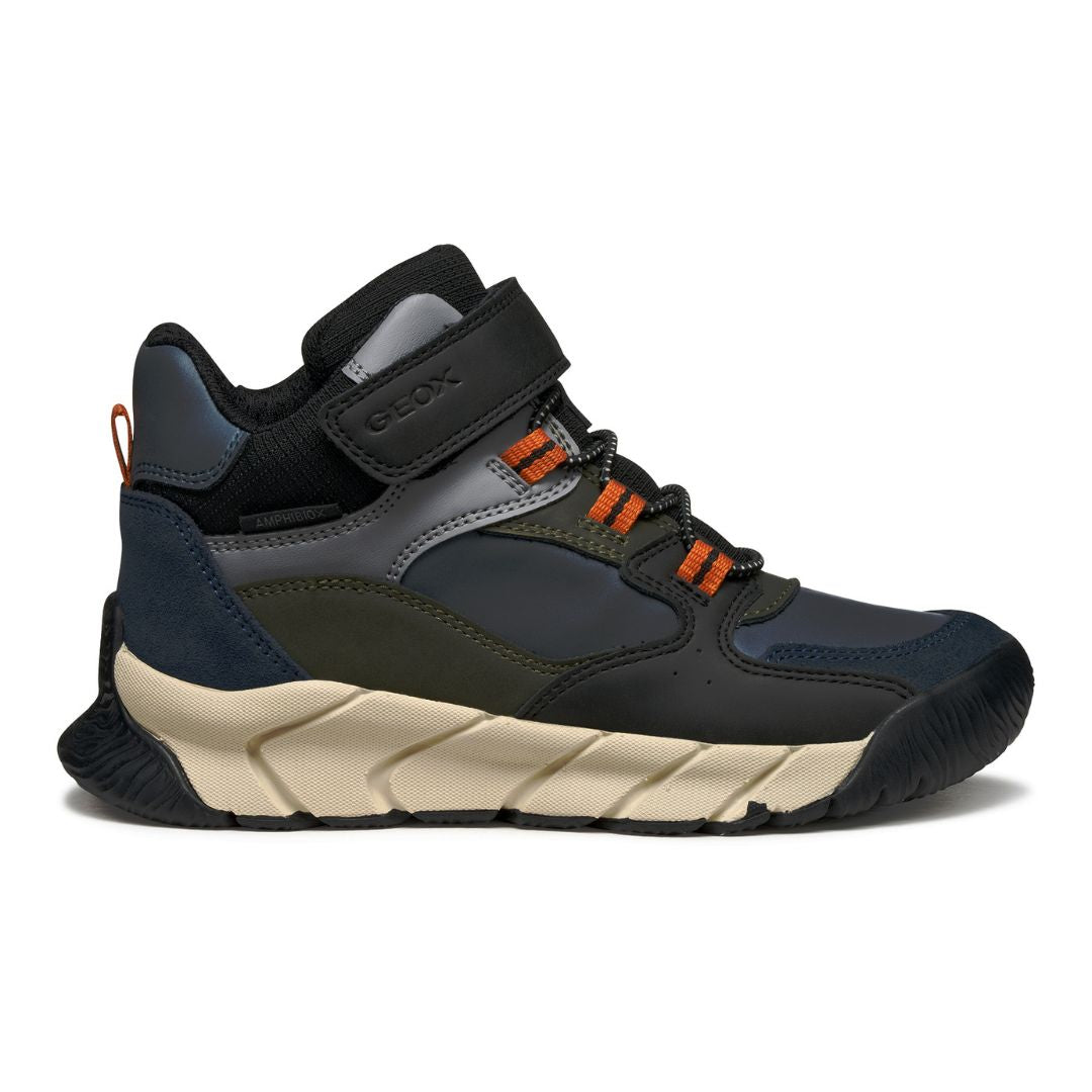 Bottine Geox mi-maison imperméable montante noir, vert foncé et bleu foncé, avec velcro et lacets élastiques.