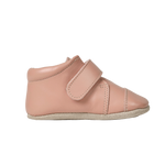 Chausson rose pour bébé de Petit Nord