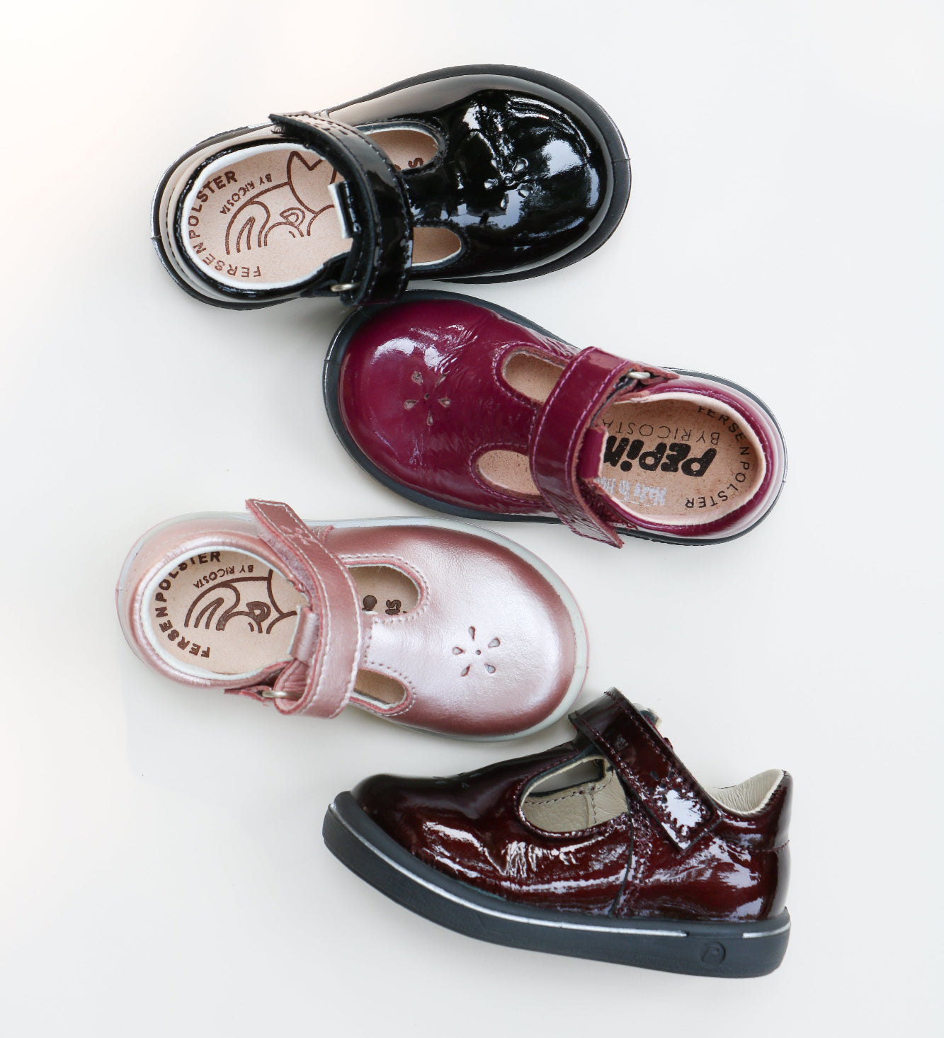 Des ballerine confortables pour filles dans des teintes de rose et noire vernis, avec velcro. 