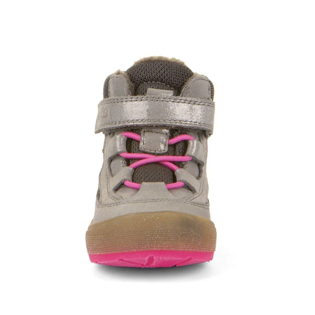 Basket pour enfants Froddo en tri-matière grise et rose, avec une attache velcros.