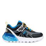 Chaussure pour enfant qui fait de la lumière bleu, super cool, avec Batman, facilement ajustable, confortable.