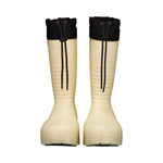 Botte d'hiver montante Fubuki pour adultes, dans la couleur beige avec une sangle noire au-dessus pour ajuster la largeur au mollet.