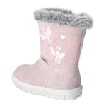 Botte d'hiver pour enfants Ricosta rose pâle avec des papillons sur le côlé et de la fourrure grise au dessus.