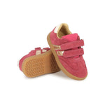 Sneaker pour enfant, rose et doré, avec deux velcros, facile à mettre, confortable, en cuir. 