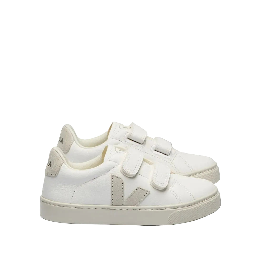 Chaussure pour enfant, en cuir, confortable, avec un bon soutient, blanc, super confortable,