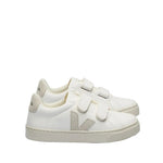 Chaussure pour enfant, en cuir, confortable, avec un bon soutient, blanc, super confortable,