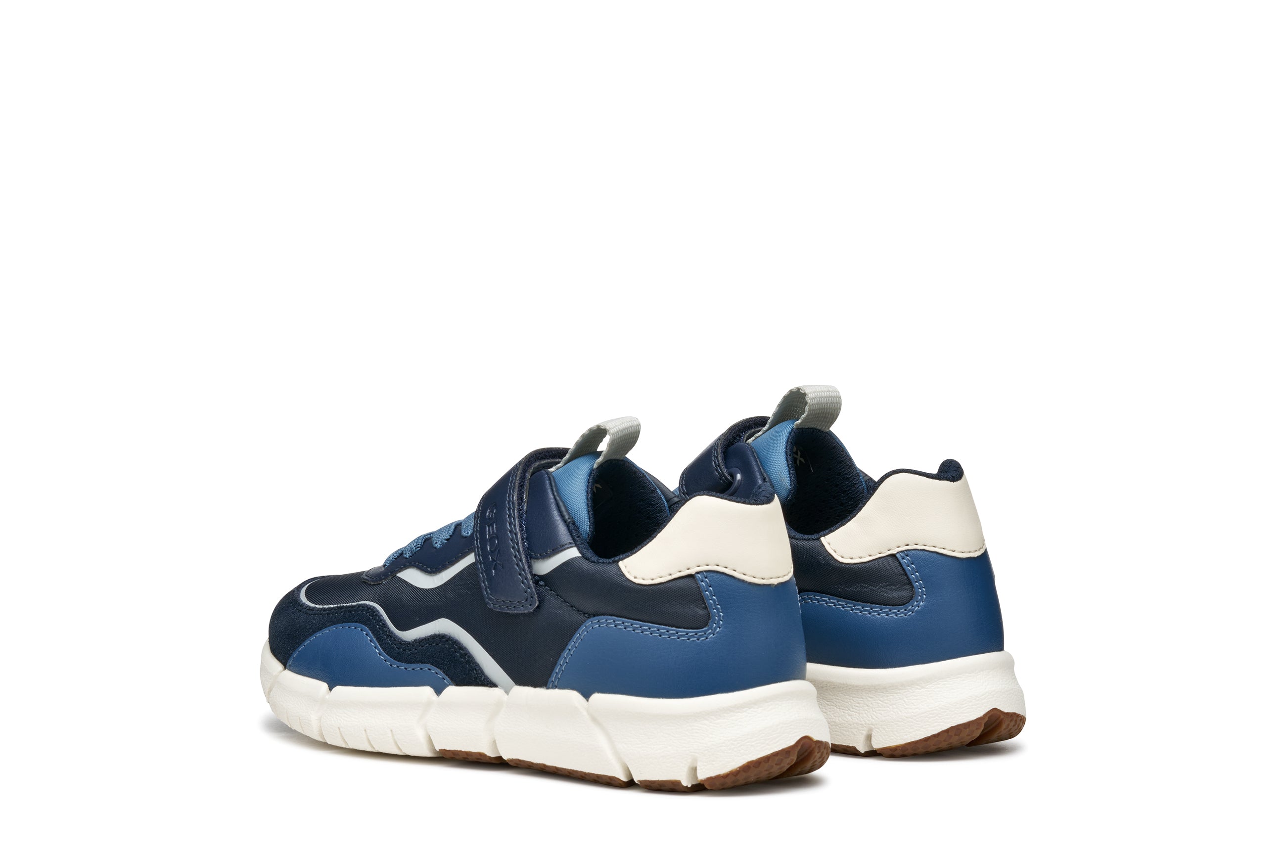 Paire de chaussures bleu et marine pour enfant 