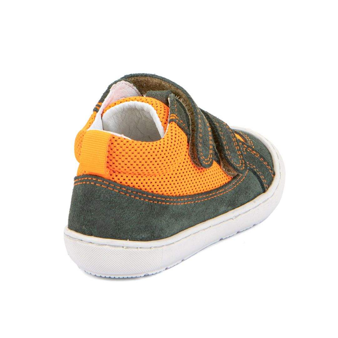 Soulier Waterproof, parfait pour jouer dans le parc et la garderie, avec deux velcros ajustables, orange et vert, pour garçon