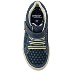 Soulier super flexible et confortable, avec un velcro, facile à mettre, parfaite pour le quotidien de vos enfants à l'école. Bleu avec touche de rouge