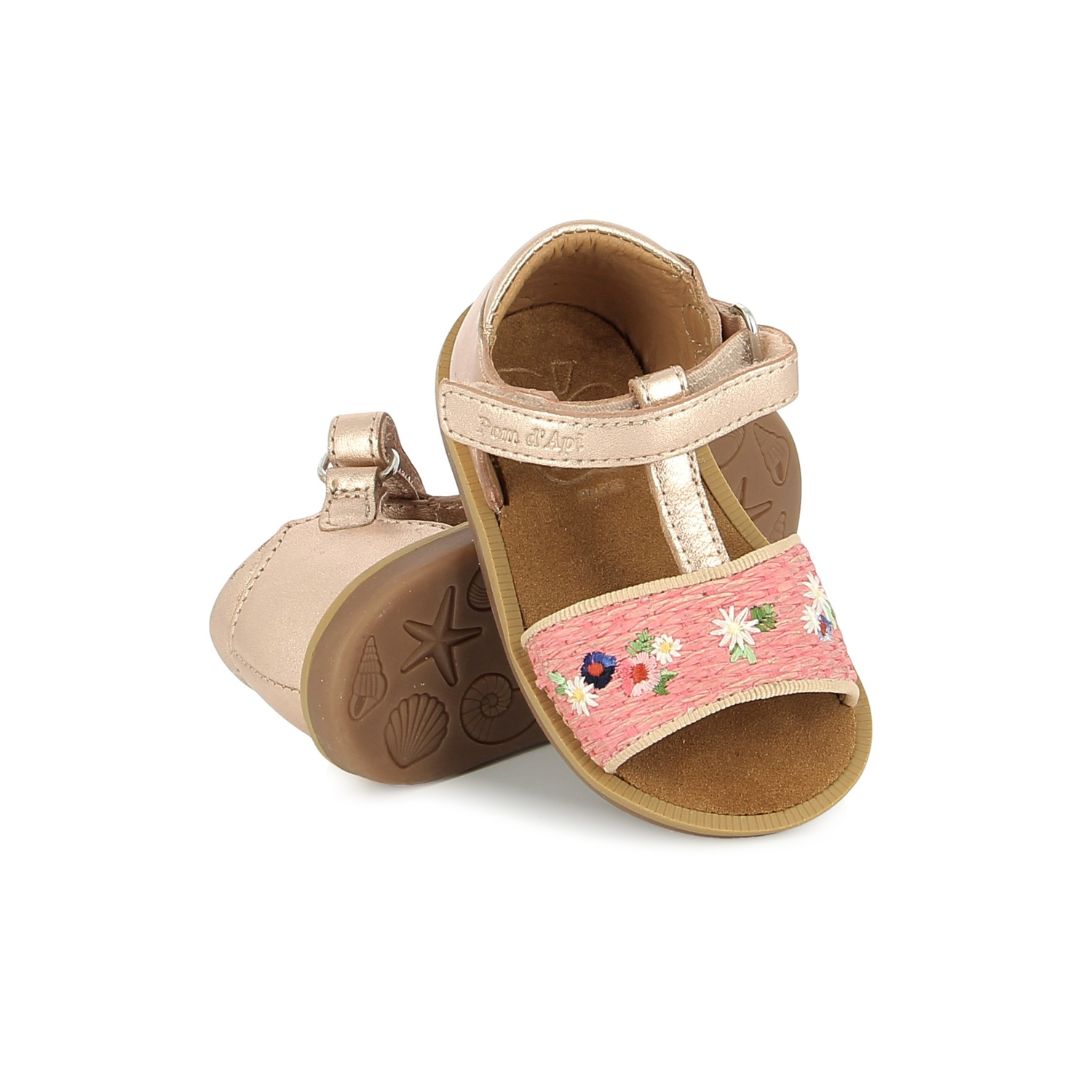 Sandale avec velcro rose pour enfant