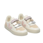 Soulier Veja avec trois scratchs de couleurs différentes mauve, bronze et bleu brillant, pour fille, fashion, confortable avec un bon support