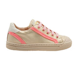 Chaussure pour enfant très tendance, crème et rose avec lacet et zip. 