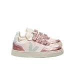 Chaussure pour fille, trois velcro, facile à mettre, confortable. Dans les tons roses et turquoise