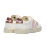 Sneakers Veja pour enfant blanc avec touche rose.
