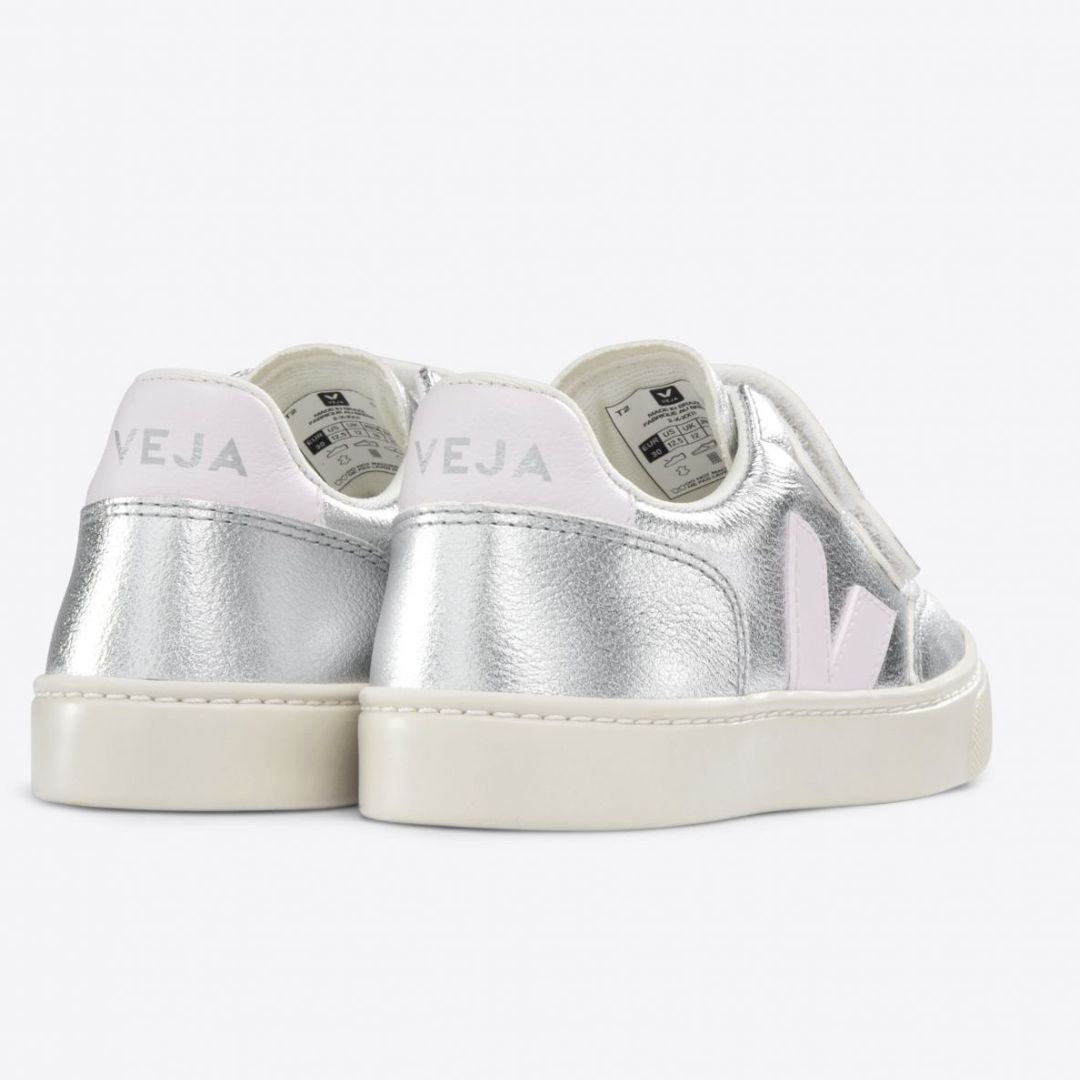 L'arrière de chaussures Veja argent et rose pour enfants