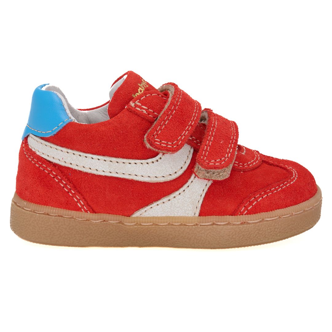 Chaussure espadrille décontractée rouge, souple, à velcro, facile à mettre et confortable 