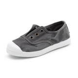 Cienta Grey Canvas Shoe