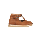 Petit Nord T-Bar Scallop cognac shoe